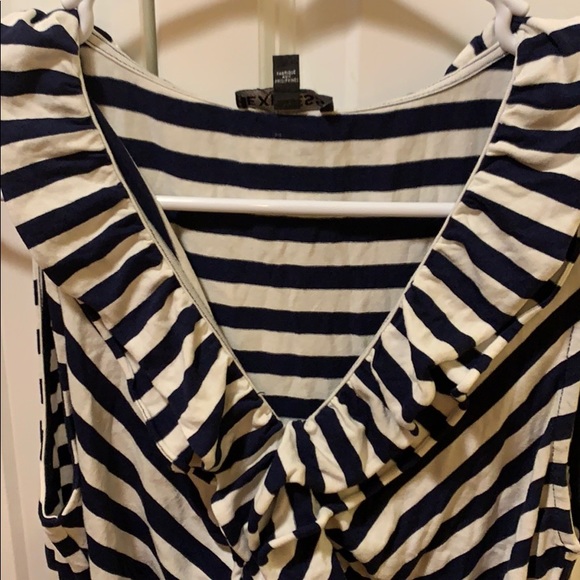 Express Ruffle Striped Top Blue & White Medium - Picture 2 of 5